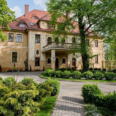 Palac Ogrodowa Tarnowskie Góry Exterior foto