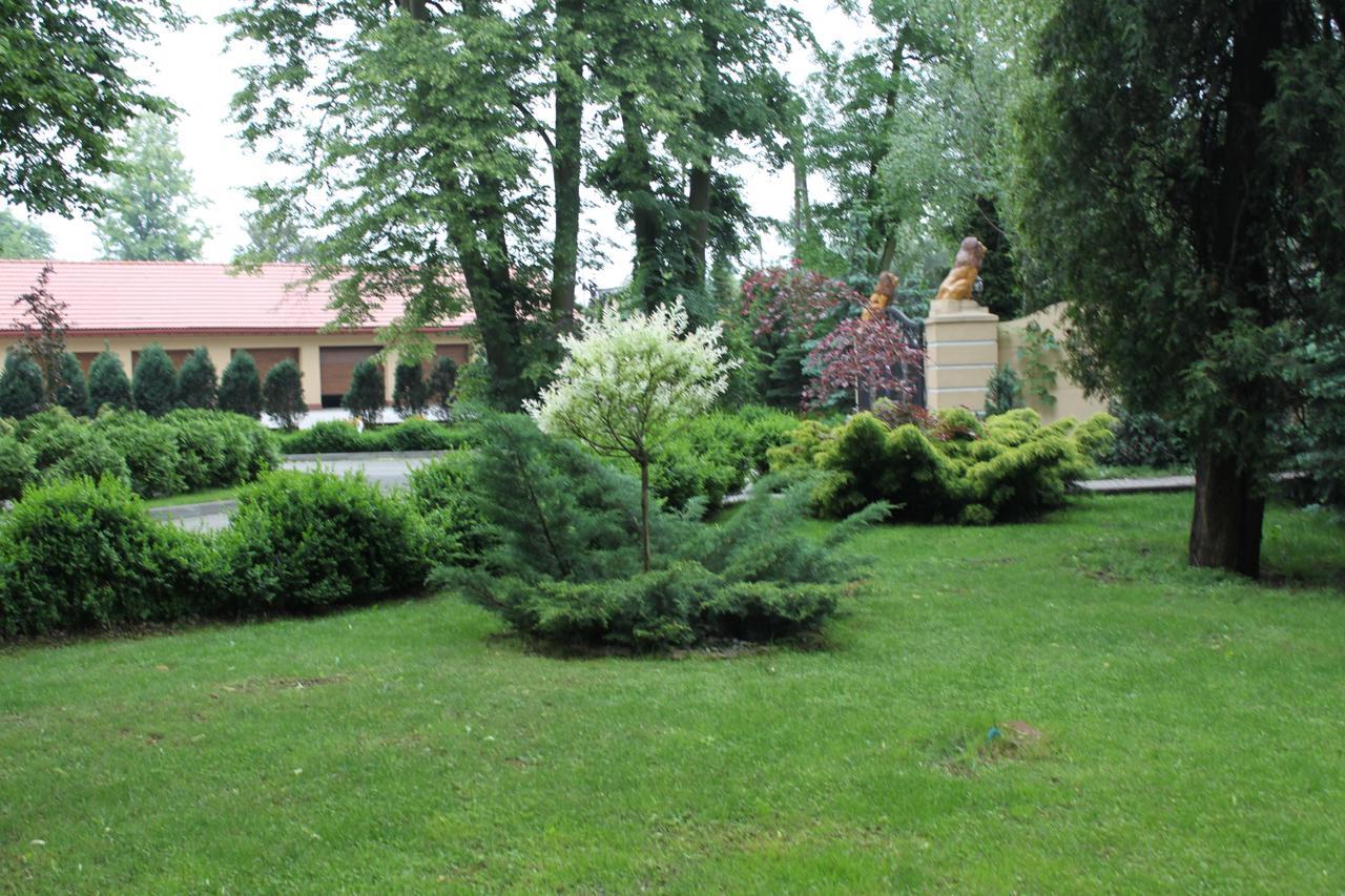 Palac Ogrodowa Tarnowskie Góry Exterior foto